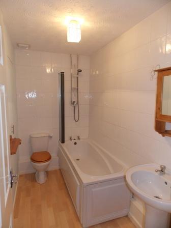 2 bedroom Terraced House to let in St Marks Close, Shawbirch, Telford, TF1