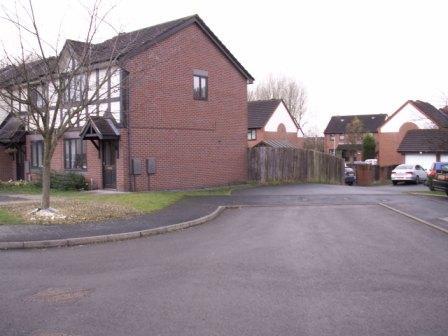 2 bedroom Terraced House to let in St Marks Close, Shawbirch, Telford, TF1