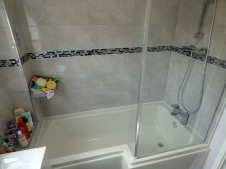 3 bedroom Town house to let in Plant Close, Dawley Bank, Telford, TF4