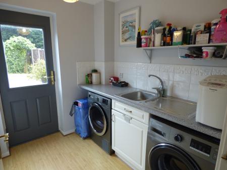 3 bedroom Town house to let in Plant Close, Dawley Bank, Telford, TF4