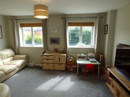 3 bedroom Town house to let in Plant Close, Dawley Bank, Telford, TF4