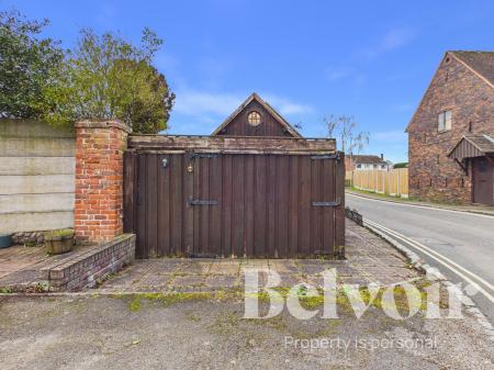 2 bedroom Barn Conversion for sale in The Foldyard, Muxton, Telford, TF2
