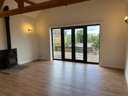 3 bedroom Barn to let in Wrekin Farm Buildings, Wellington, TF6
