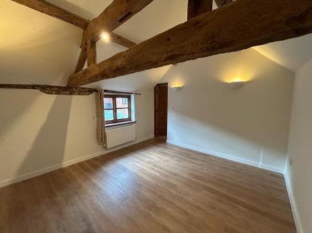 3 bedroom Barn to let in Wrekin Farm Buildings, Wellington, TF6