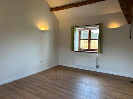 3 bedroom Barn to let in Wrekin Farm Buildings, Wellington, TF6