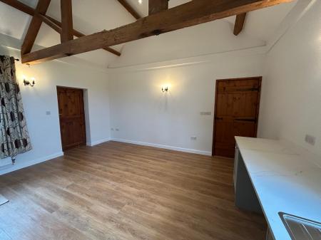 3 bedroom Barn to let in Wrekin Farm Buildings, Wellington, TF6