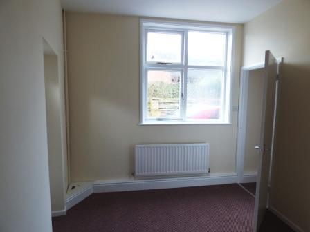 1 bedroom Flat to let in Flat 3 Pool View, Horsehay, TF4