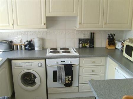 1 bedroom Flat to let in Brandon Avenue, Telford, TF5