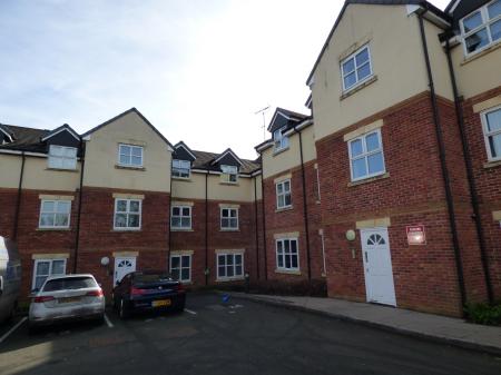 2 bedroom Flat to let in Balmoral Court, Captain Webb Drive, Dawley, TF4