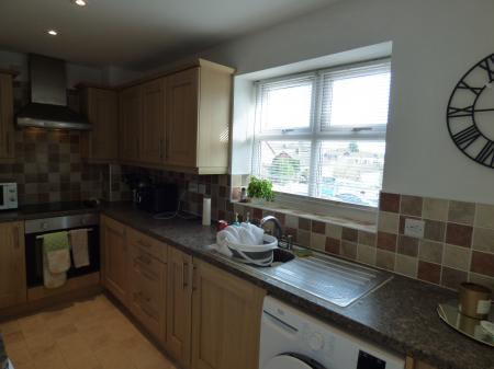 2 bedroom Flat to let in Balmoral Court, Captain Webb Drive, Dawley, TF4