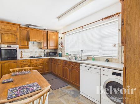 2 bedroom Bungalow for sale in Marlow Drive, Trench, Telford, TF2