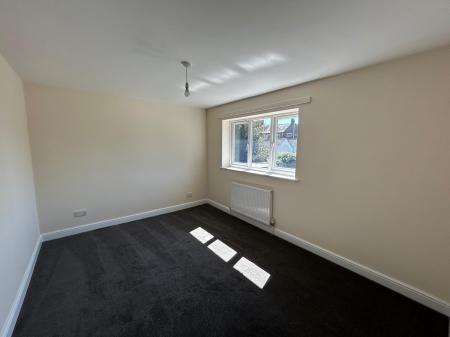 4 bedroom Semi-detached house to let in Leonard Street, Oakengates, TF2