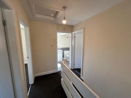 4 bedroom Semi-detached house to let in Leonard Street, Oakengates, TF2