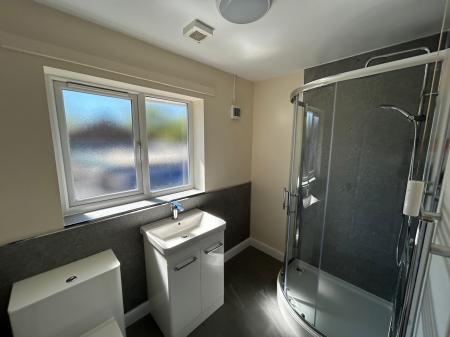 4 bedroom Semi-detached house to let in Leonard Street, Oakengates, TF2