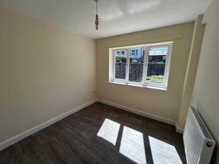 4 bedroom Semi-detached house to let in Leonard Street, Oakengates, TF2