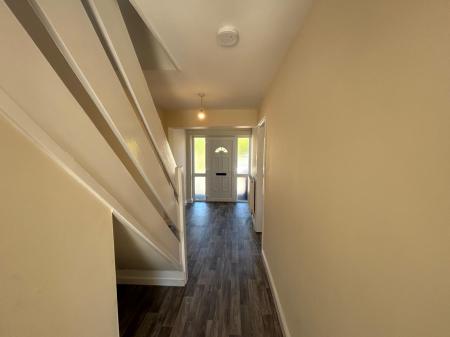 4 bedroom Semi-detached house to let in Leonard Street, Oakengates, TF2