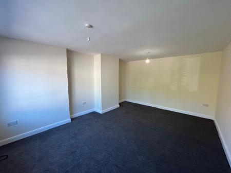 4 bedroom Semi-detached house to let in Leonard Street, Oakengates, TF2