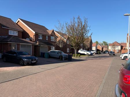 3 bedroom Detached house to let in Wittingham Close, Hadley, TF1