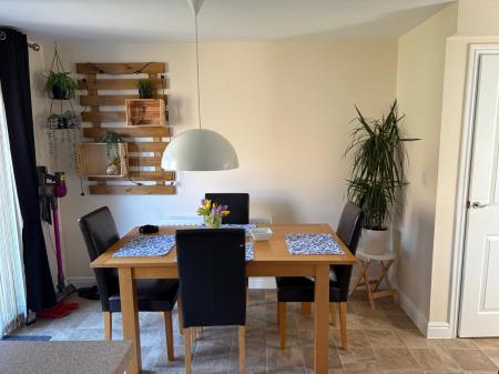 3 bedroom Detached house to let in Wittingham Close, Hadley, TF1