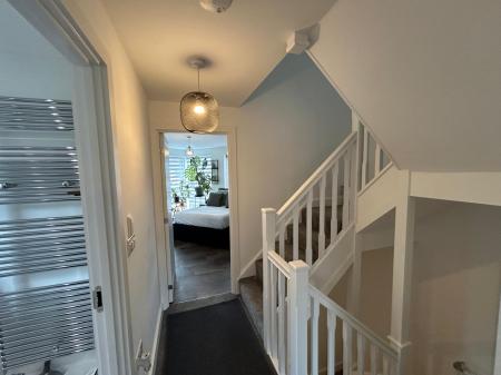 4 bedroom Town house to let in York Road, Priorslee, Telford, TF2