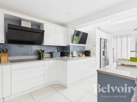 4 bedroom Detached house for sale in Eltham Drive, Priorslee, Telford, TF2