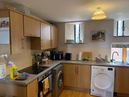 4 bedroom Semi-detached house to let in Wyke, Much Wenlock, TF13
