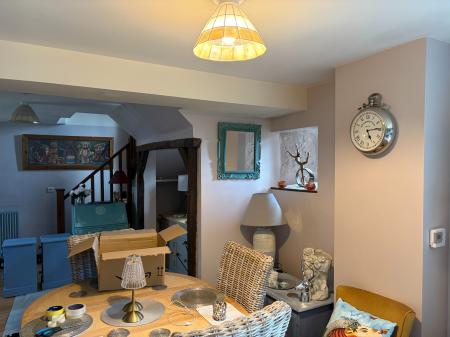 4 bedroom Semi-detached house to let in Wyke, Much Wenlock, TF13