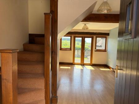 4 bedroom Semi-detached house to let in Wyke, Much Wenlock, TF13