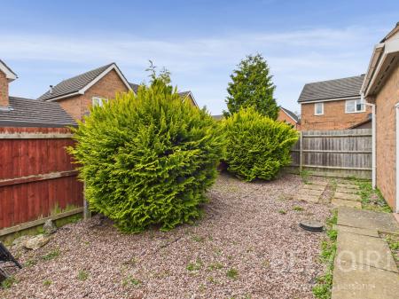 1 bedroom Coach House for sale in Tweedale Wharf, Madeley, TF7