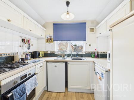 1 bedroom Coach House for sale in Tweedale Wharf, Madeley, TF7