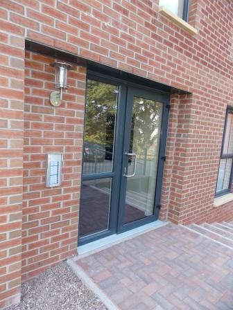 2 bedroom Flat to let in Ketley Park Road, Ketley, TF1