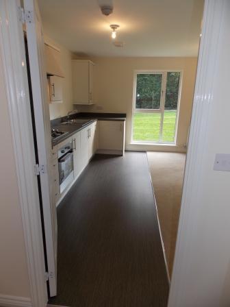 2 bedroom Flat to let in Ketley Park Road, Ketley, TF1