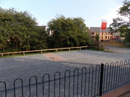 2 bedroom Flat to let in Ketley Park Road, Ketley, TF1