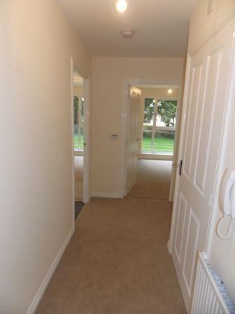 2 bedroom Flat to let in Ketley Park Road, Ketley, TF1