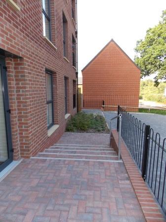 2 bedroom Flat to let in Ketley Park Road, Ketley, TF1
