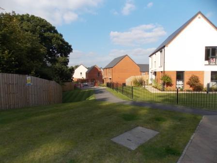 2 bedroom Flat to let in Ketley Park Road, Ketley, TF1