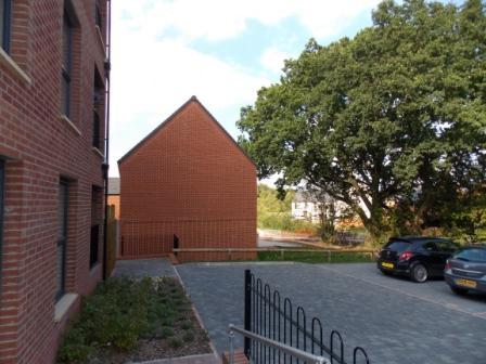 2 bedroom Flat to let in Ketley Park Road, Ketley, TF1