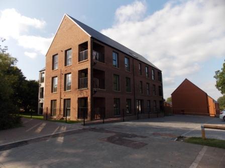 2 bedroom Flat to let in Ketley Park Road, Ketley, TF1