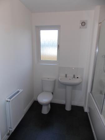 2 bedroom Flat to let in Ketley Park Road, Ketley, TF1
