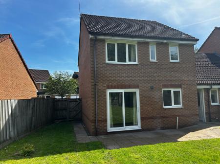 3 bedroom Detached house to let in Frome Way, Donnington, Telford, TF2