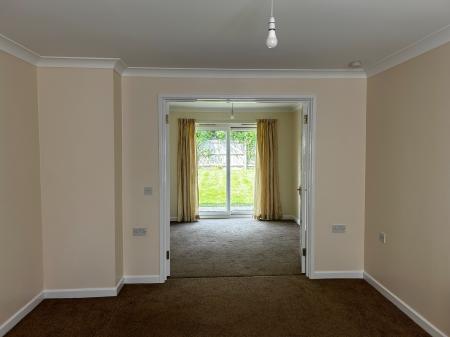 3 bedroom Detached house to let in Frome Way, Donnington, Telford, TF2