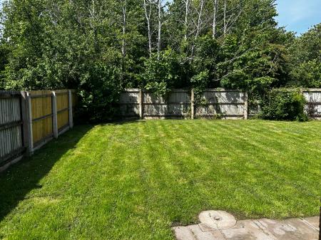 3 bedroom Detached house to let in Frome Way, Donnington, Telford, TF2