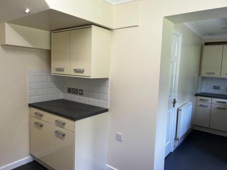 3 bedroom Detached house to let in Frome Way, Donnington, Telford, TF2