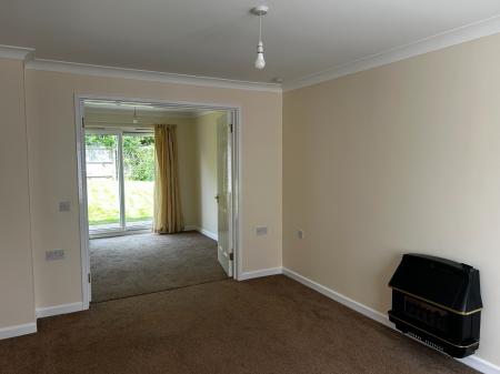 3 bedroom Detached house to let in Frome Way, Donnington, Telford, TF2