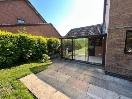 3 bedroom Detached house to let in Aspen Way, Shawbirch, Telford, TF5