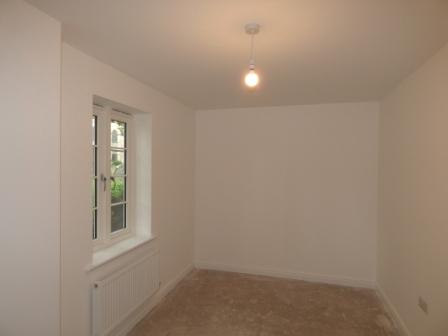 2 bedroom Flat to let in Charlton Arms Close, Wellington, TF1