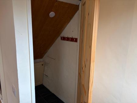 2 bedroom Terraced House to let in Heath Road, Wellington, TF1