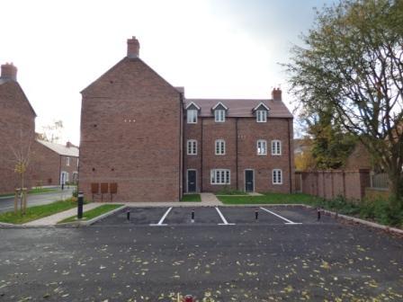 2 bedroom Flat to let in Charlton Arms Close, Wellington, TF1