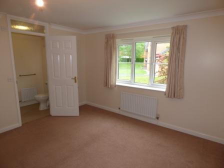 4 bedroom Detached house to let in Coleridge Close, Market Drayton, TF9