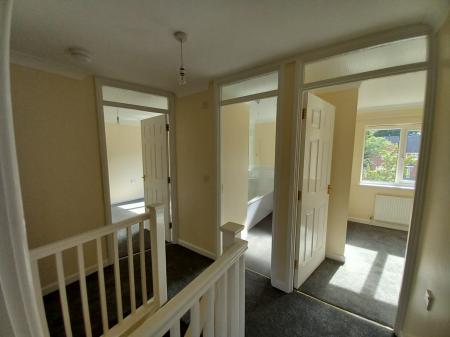 4 bedroom Detached house to let in Coleridge Close, Market Drayton, TF9